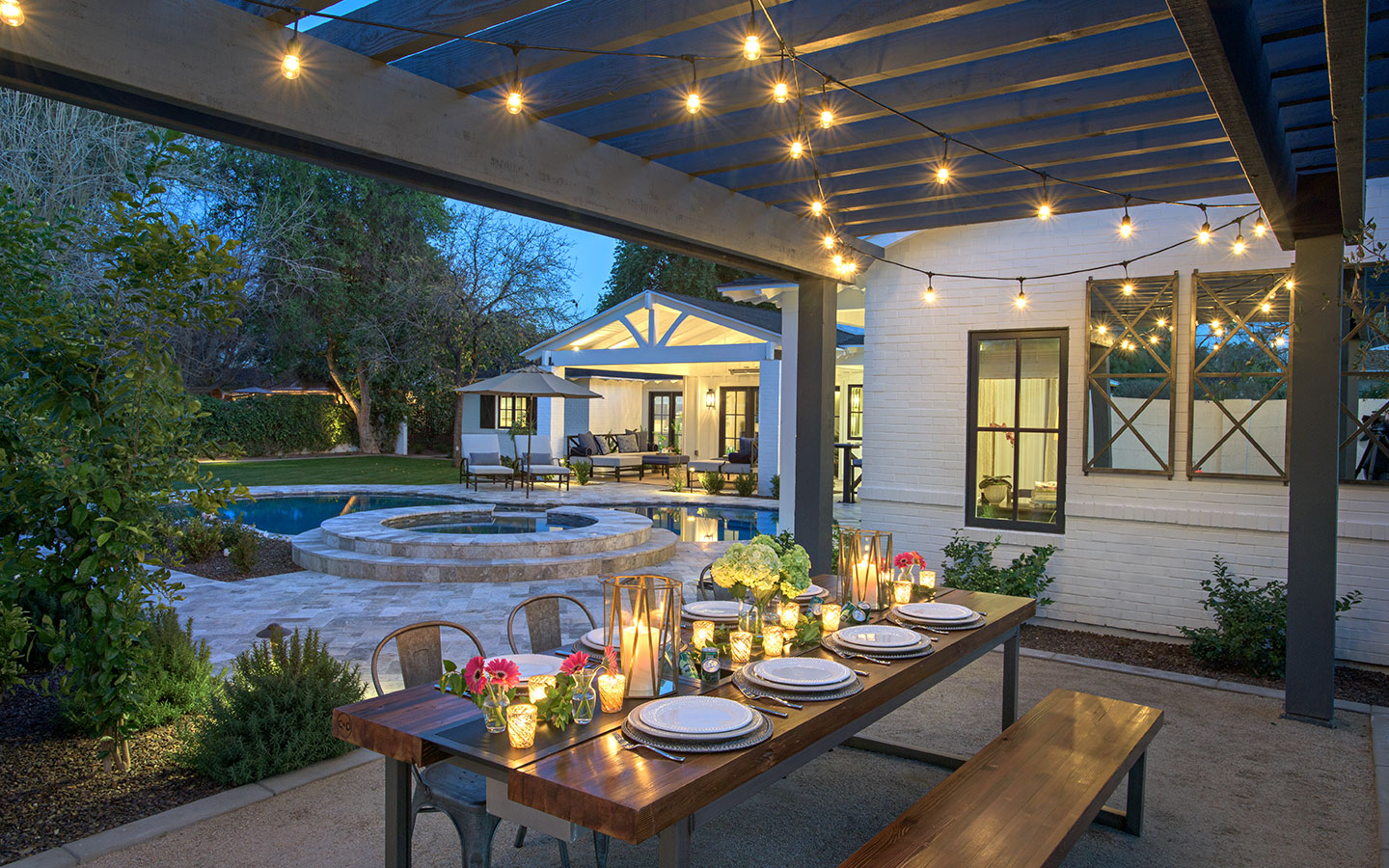 OUTDOOR-LIVING-FEATURE-Images